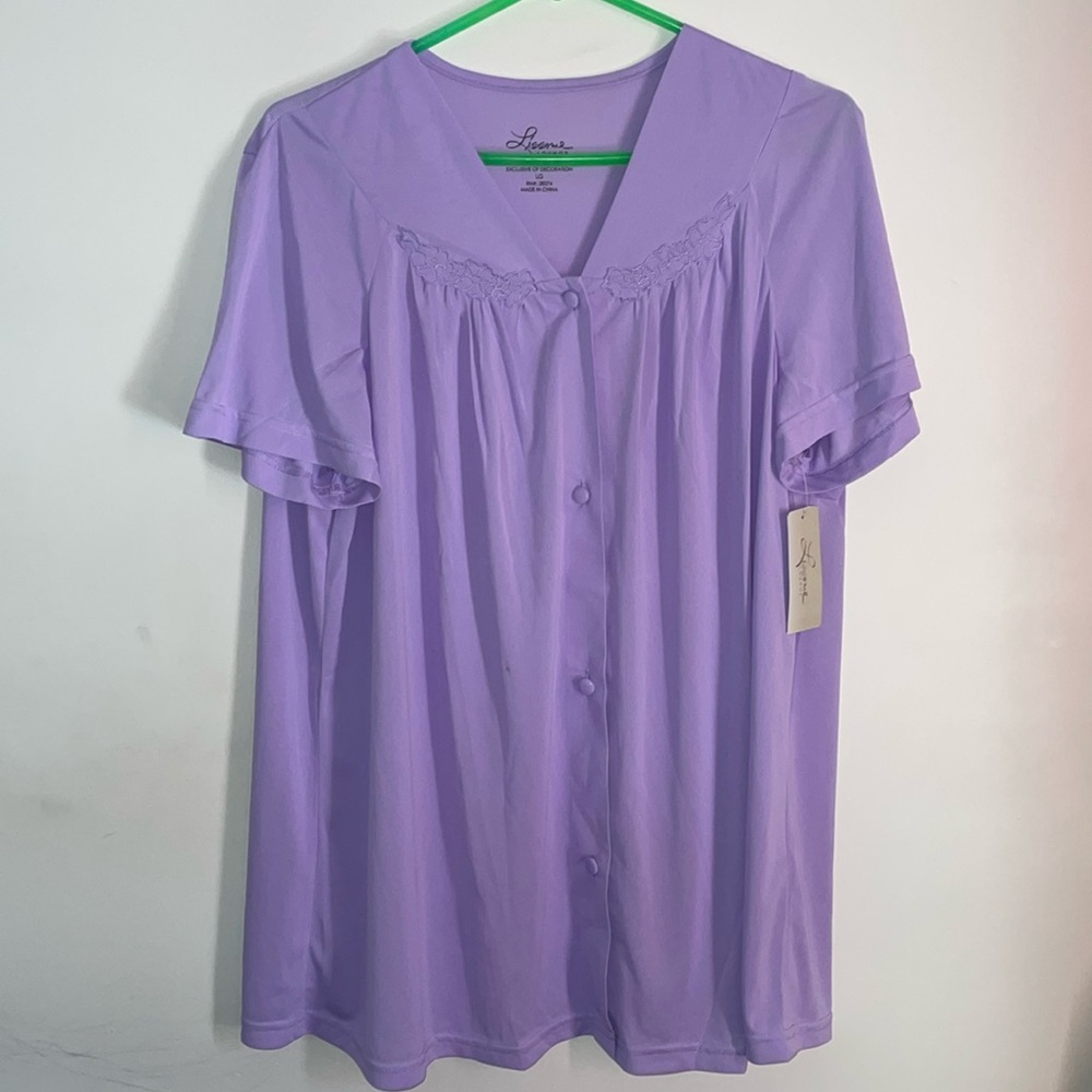 Lissome shirt for women size Large
